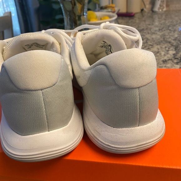 Nike - Picture 10 of 12